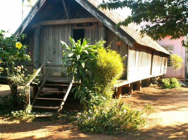 Village Edé près de Ban Mê Thuôt (4)